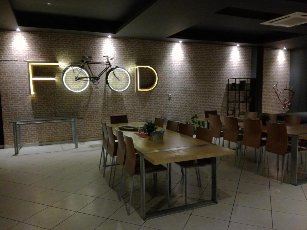 Leonidaion Guesthouse Ancient Olympia Екстер'єр фото Interior of a restaurant in the Food Hall