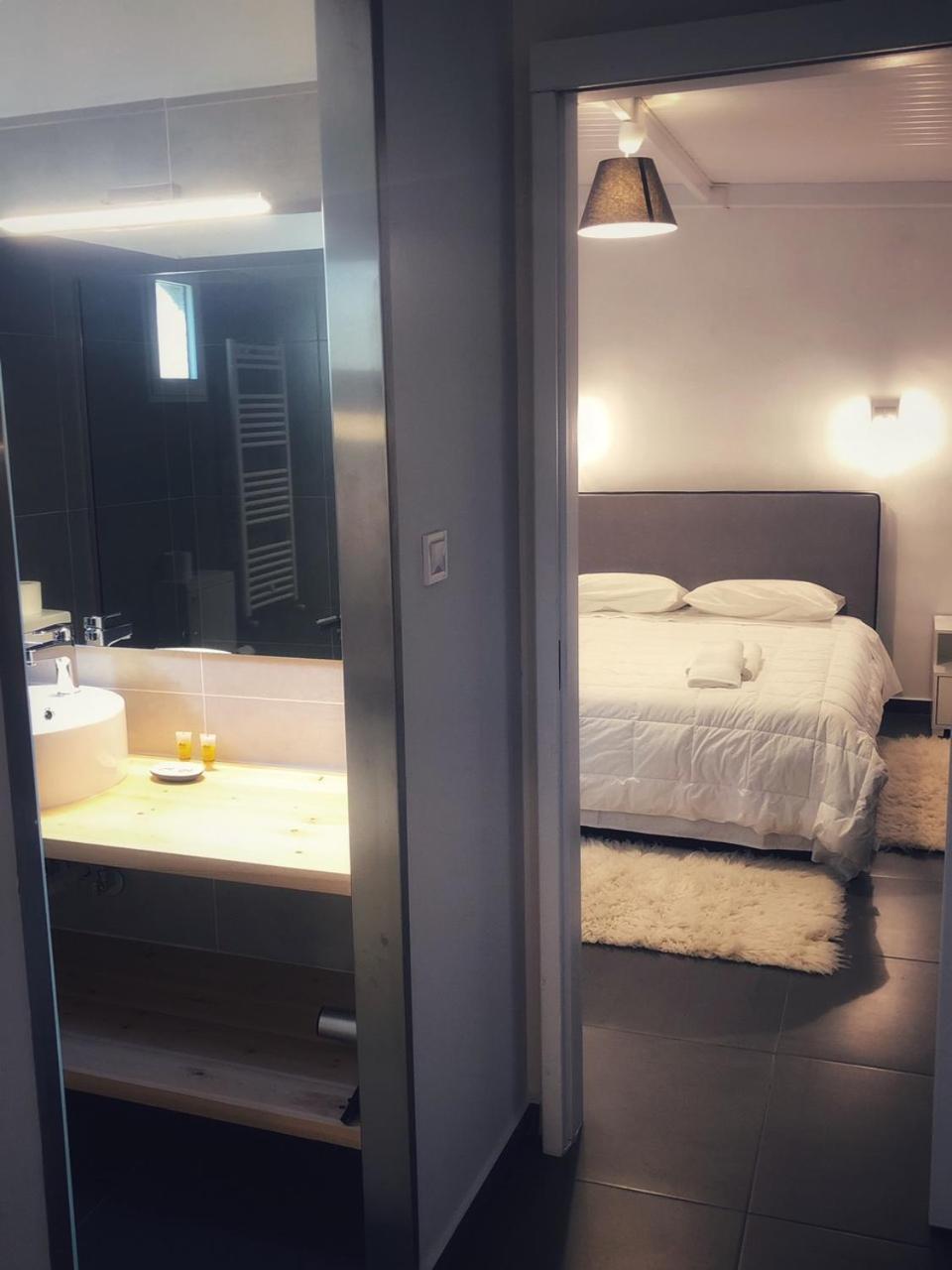 Leonidaion Guesthouse Ancient Olympia Екстер'єр фото A room at the hotel